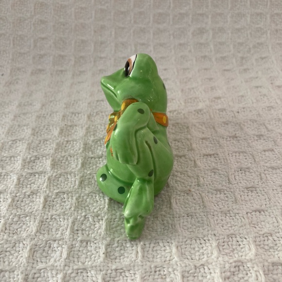 Lefton Accents Geo Z Lefton 986 Vintage Relaxed Posing Frog